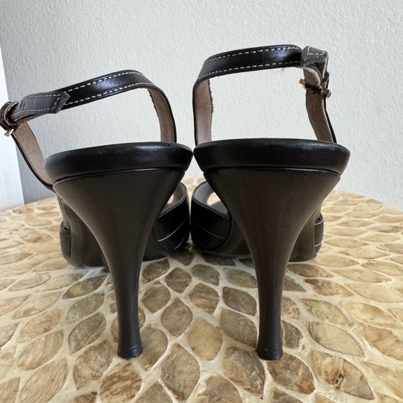 Salvatore Ferragamo Black Slingback Heels Peep-Toe Leather Sandals size 8.5B - Picture 9 of 12